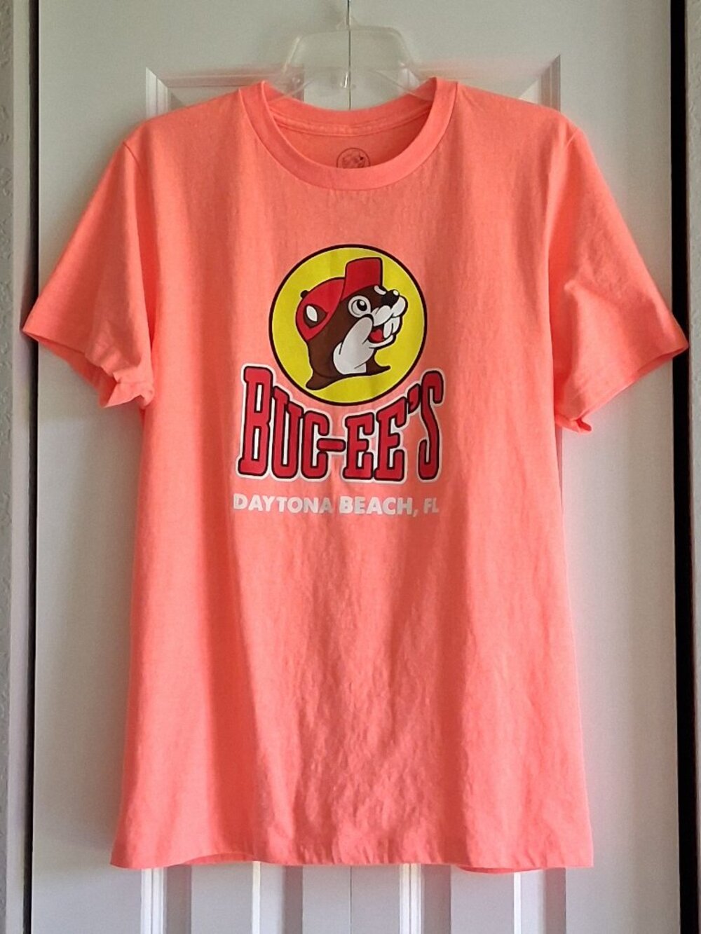 Buc-ee's Daytona Beach, FL Light Orange Short Sleeve Tee Women's Size M